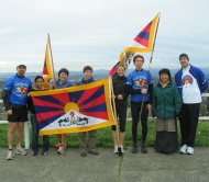 RofC runners with Tibetans, Mt Tolmie